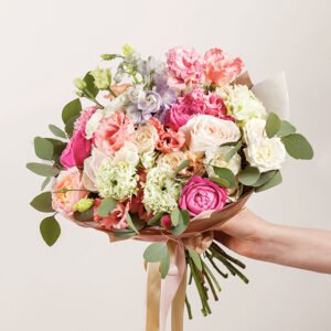 Gift Boxed White Roses