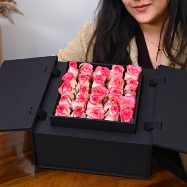 Gift Boxed Small Roses